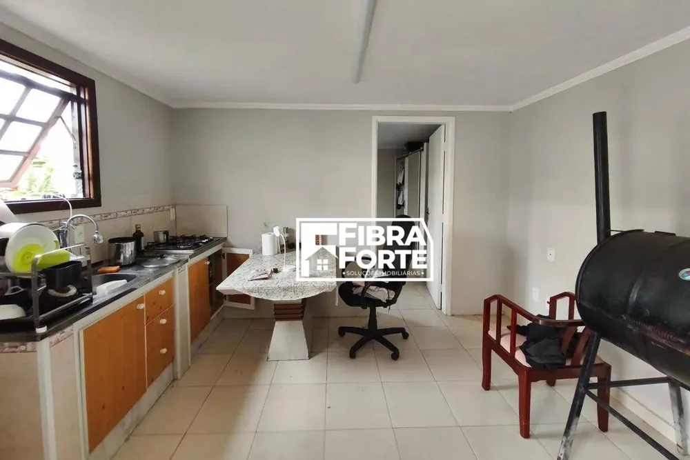 Casa, 3 quartos, 215 m² - Foto 7