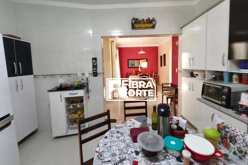 Casa, 3 quartos, 215 m² - Foto 5