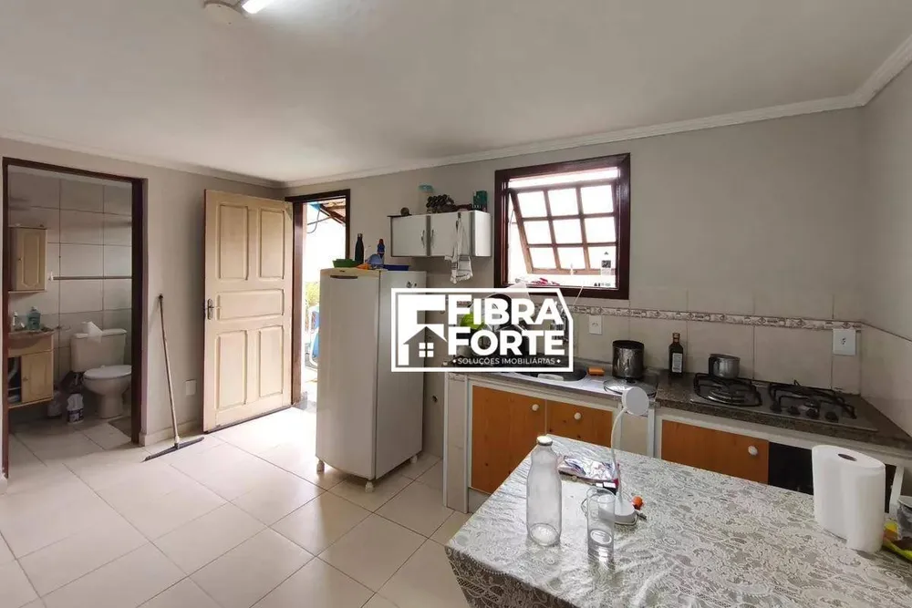 Casa, 3 quartos, 215 m² - Foto 8