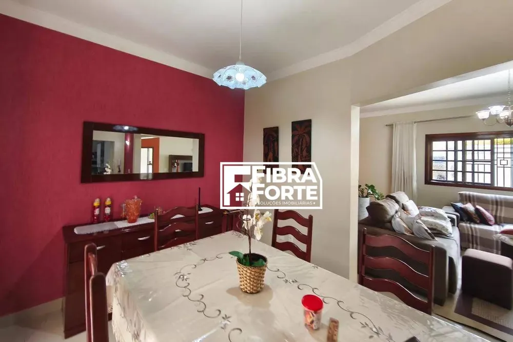 Casa, 3 quartos, 215 m² - Foto 4