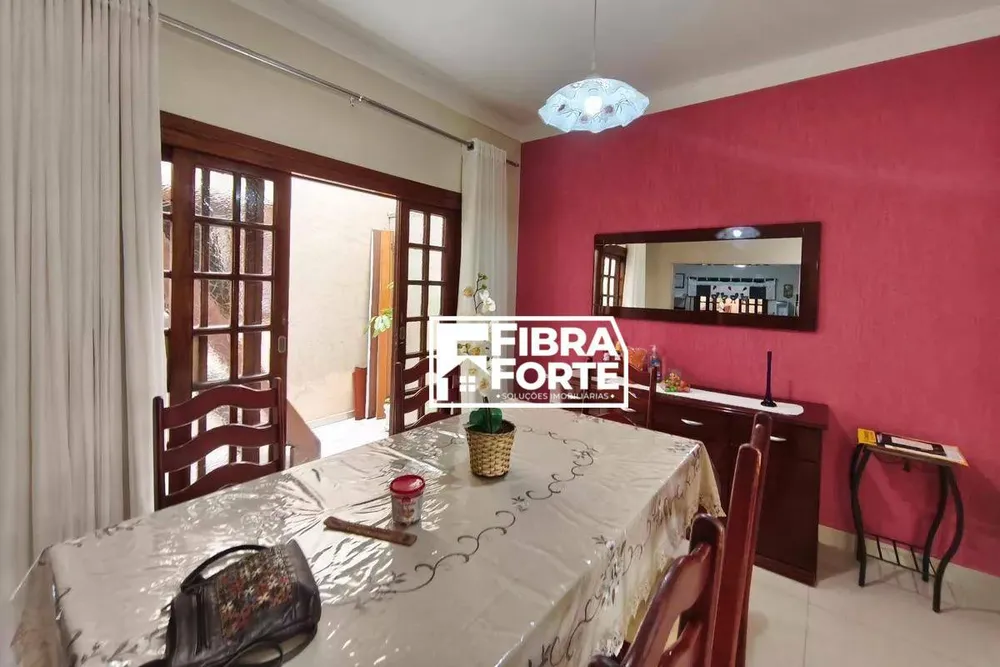 Casa, 3 quartos, 215 m² - Foto 3