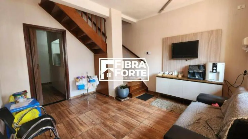 Casa, 6 quartos, 81 m² - Foto 2