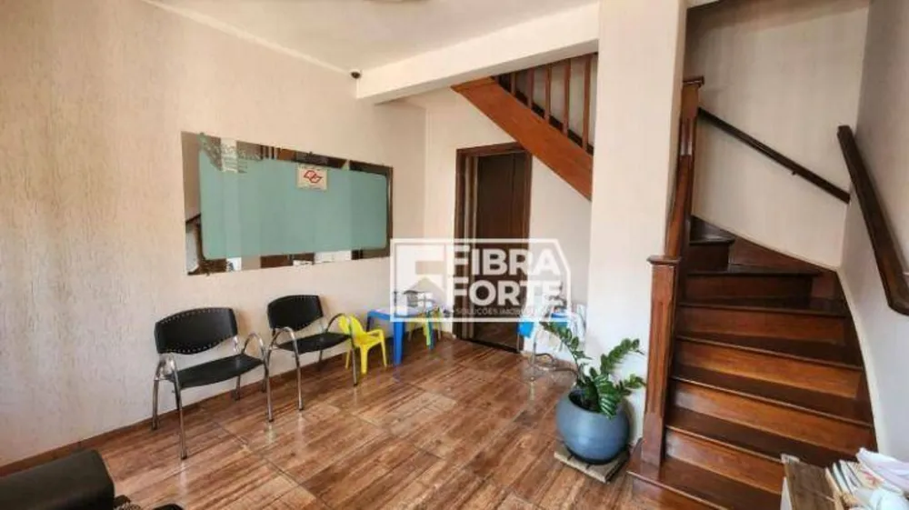 Casa, 6 quartos, 81 m² - Foto 3