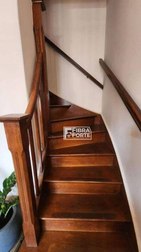 Casa, 6 quartos, 81 m² - Foto 2