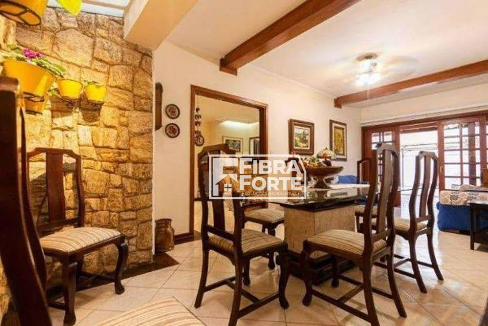 Casa, 4 quartos, 249 m² - Foto 6
