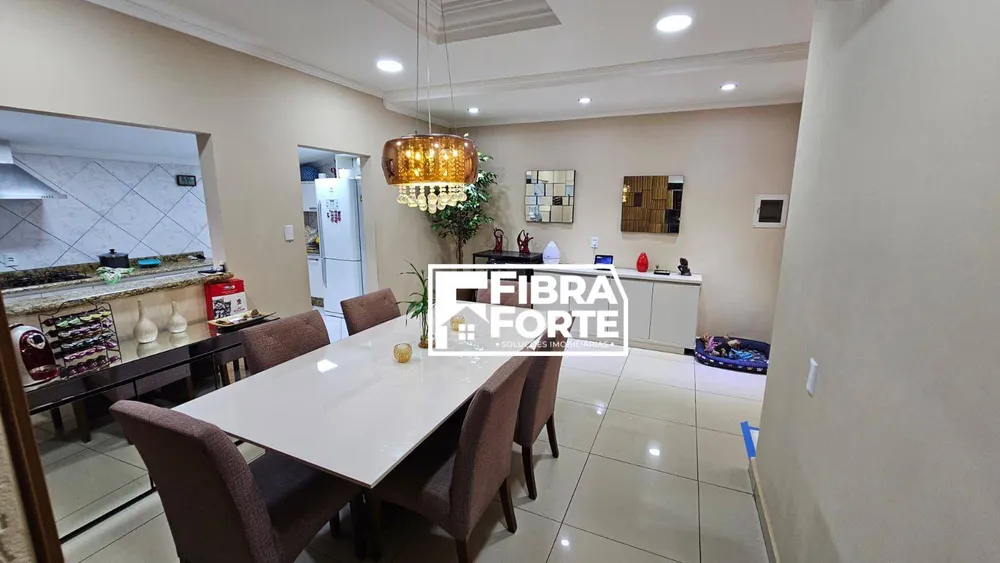 Casa, 3 quartos, 186 m² - Foto 3