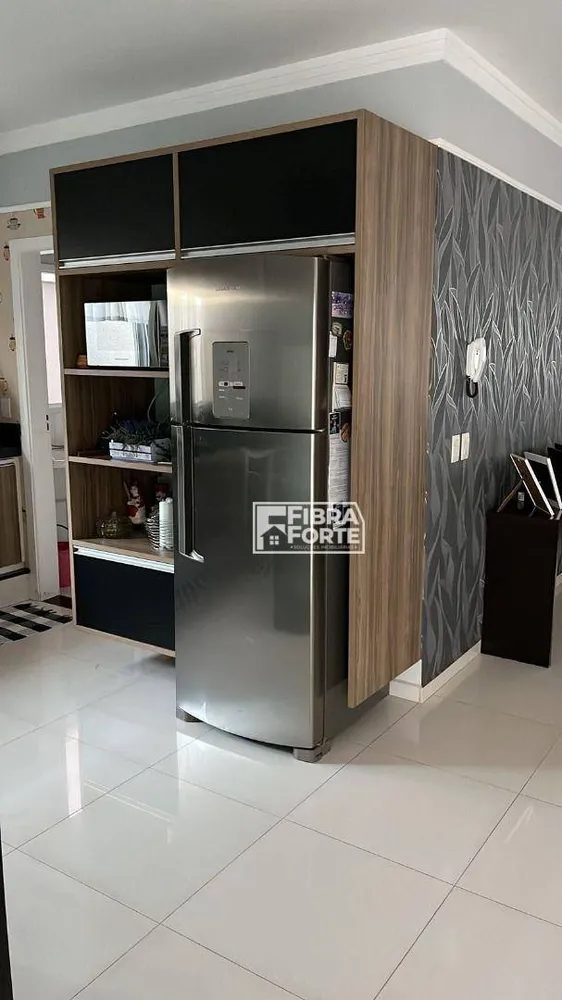 Casa, 3 quartos, 227 m² - Foto 2