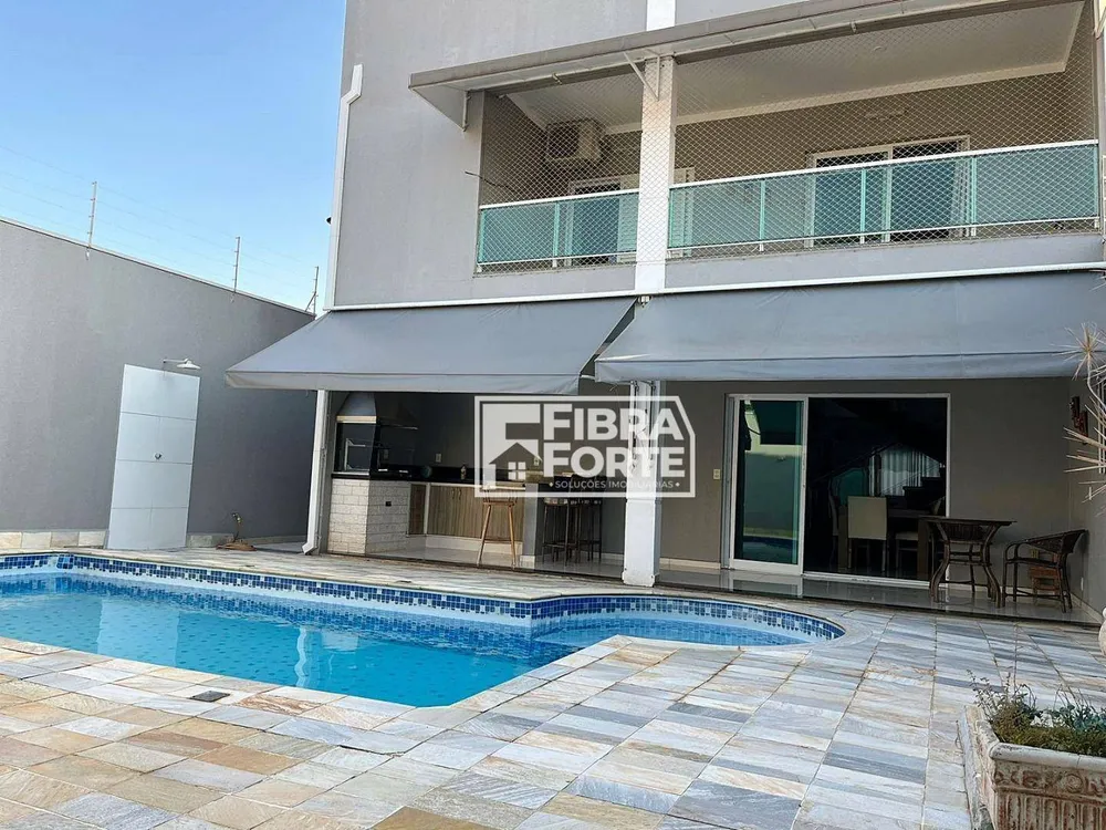 Casa, 3 quartos, 227 m² - Foto 1