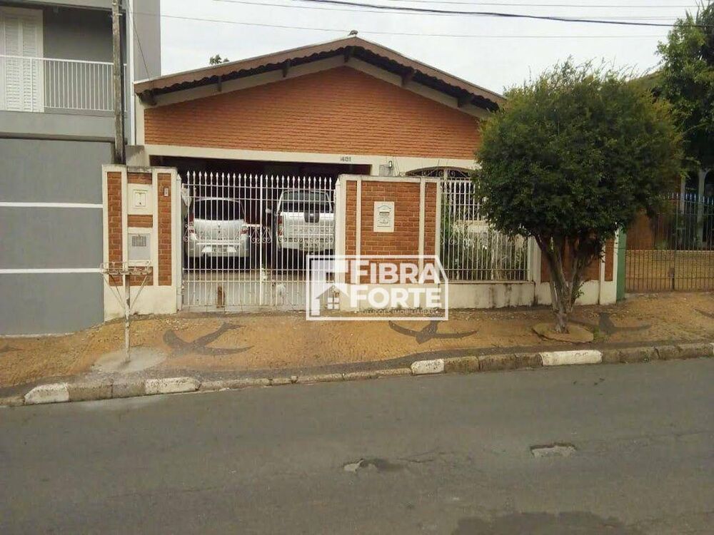 Casa, 3 quartos, 220 m² - Foto 1