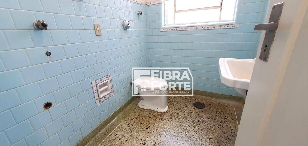 Casa, 5 quartos, 224 m² - Foto 2