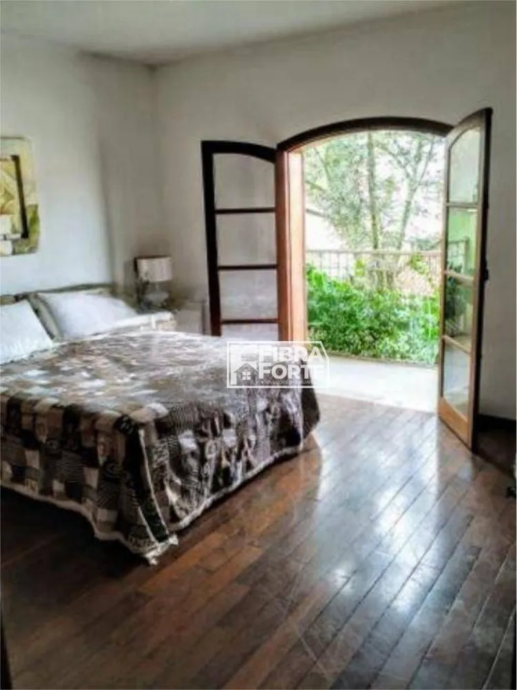 Casa, 4 quartos, 265 m² - Foto 10