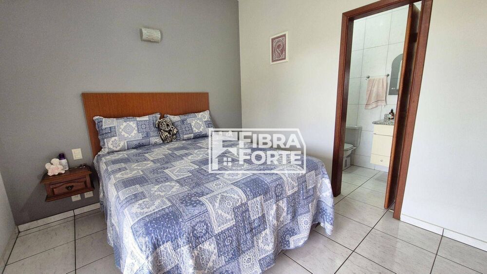 Chácara à venda com 3 quartos, 534m² - Foto 8