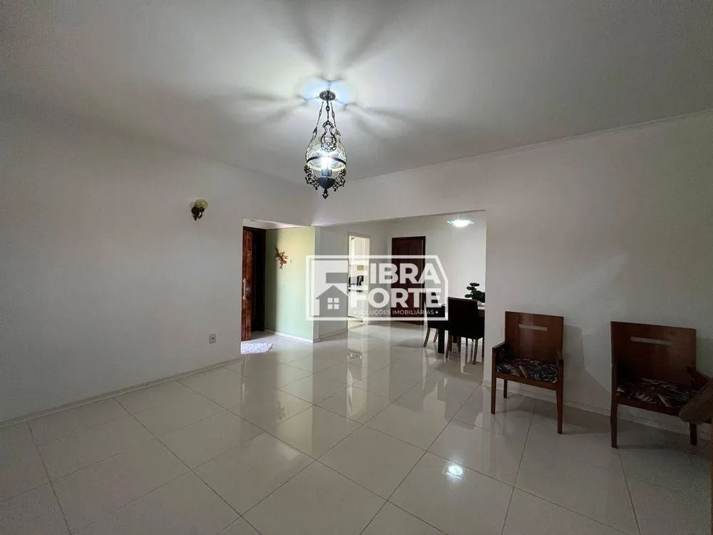 Casa, 3 quartos, 169 m² - Foto 1
