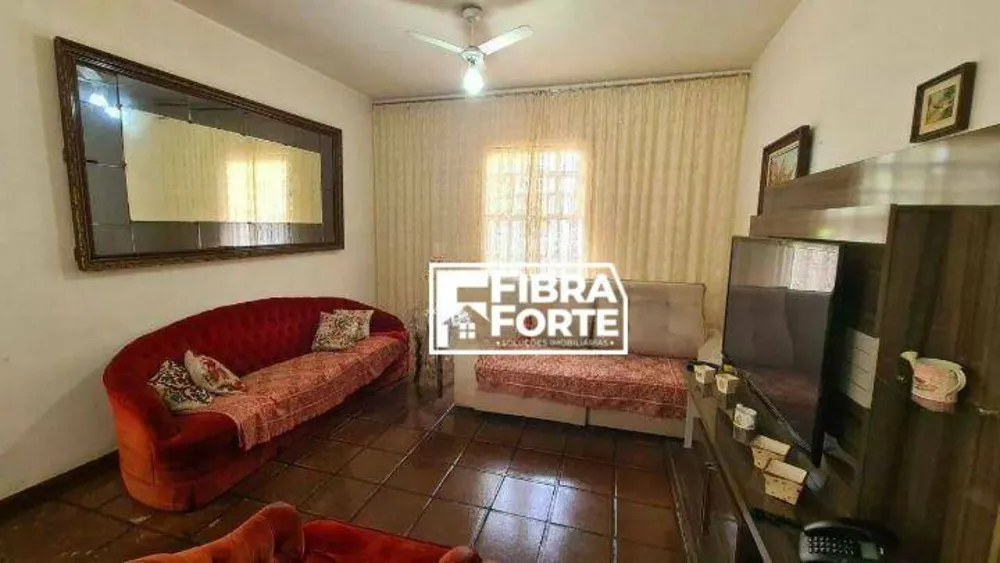 Casa, 5 quartos, 294 m² - Foto 2