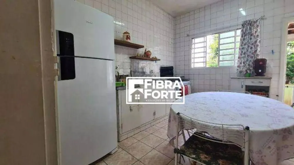 Casa, 5 quartos, 294 m² - Foto 4