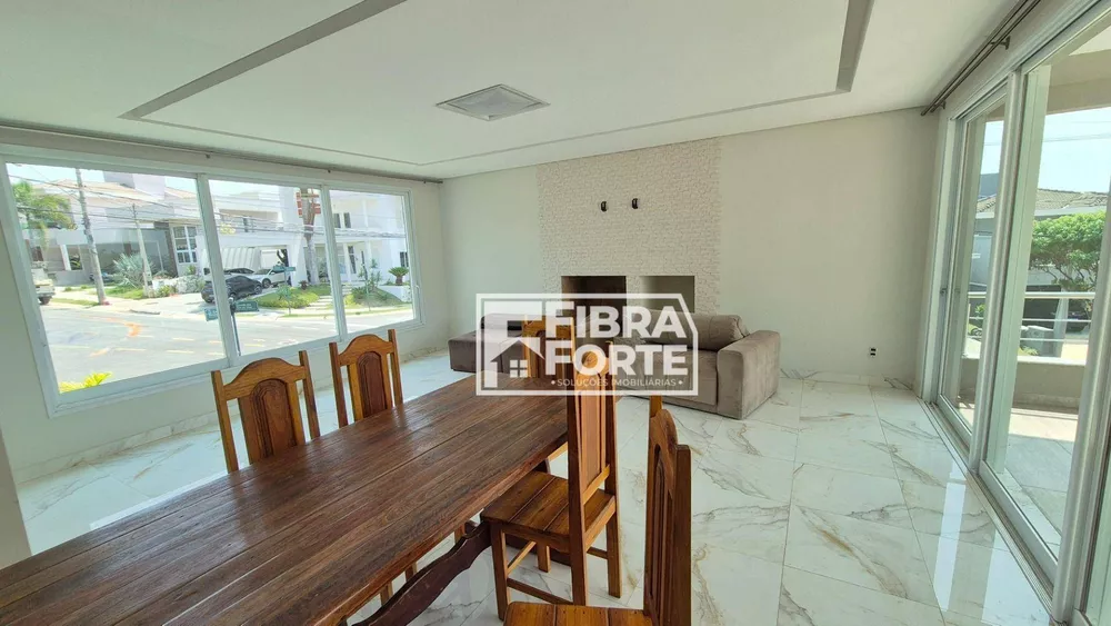 Casa de Condomínio, 4 quartos - Foto 1