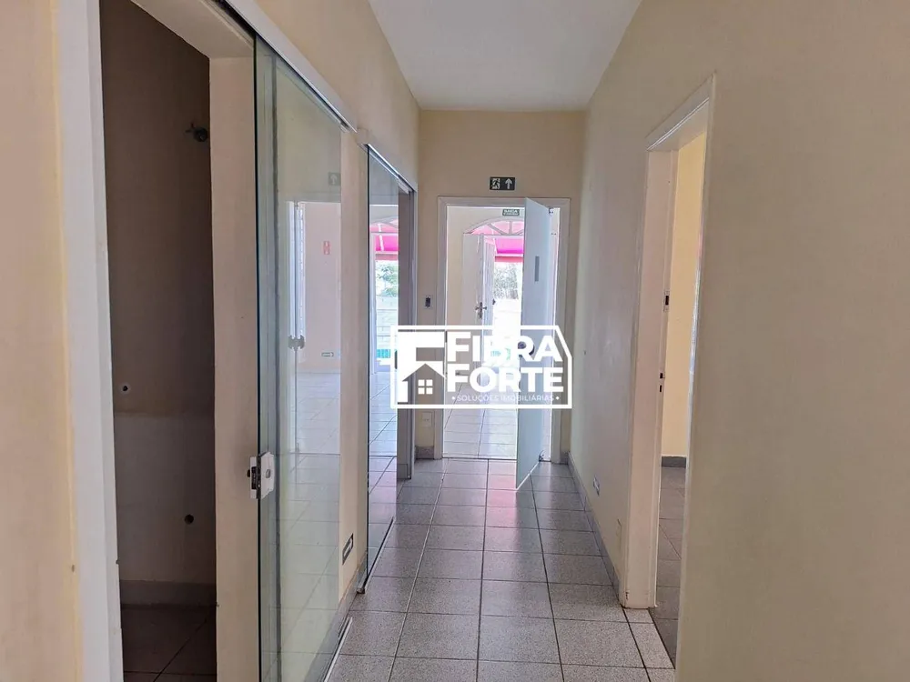 Casa, 5 quartos, 237 m² - Foto 4