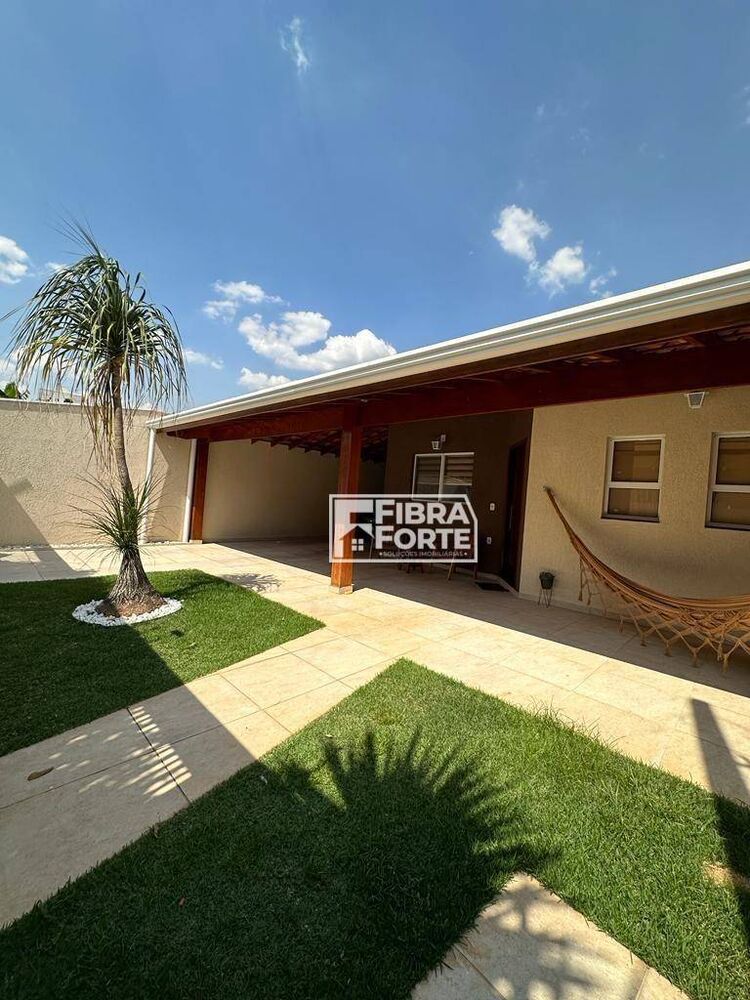 Casa, 3 quartos, 164 m² - Foto 1