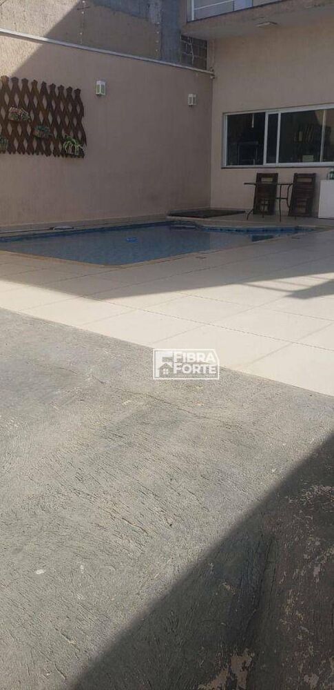 Casa, 3 quartos, 247 m² - Foto 1