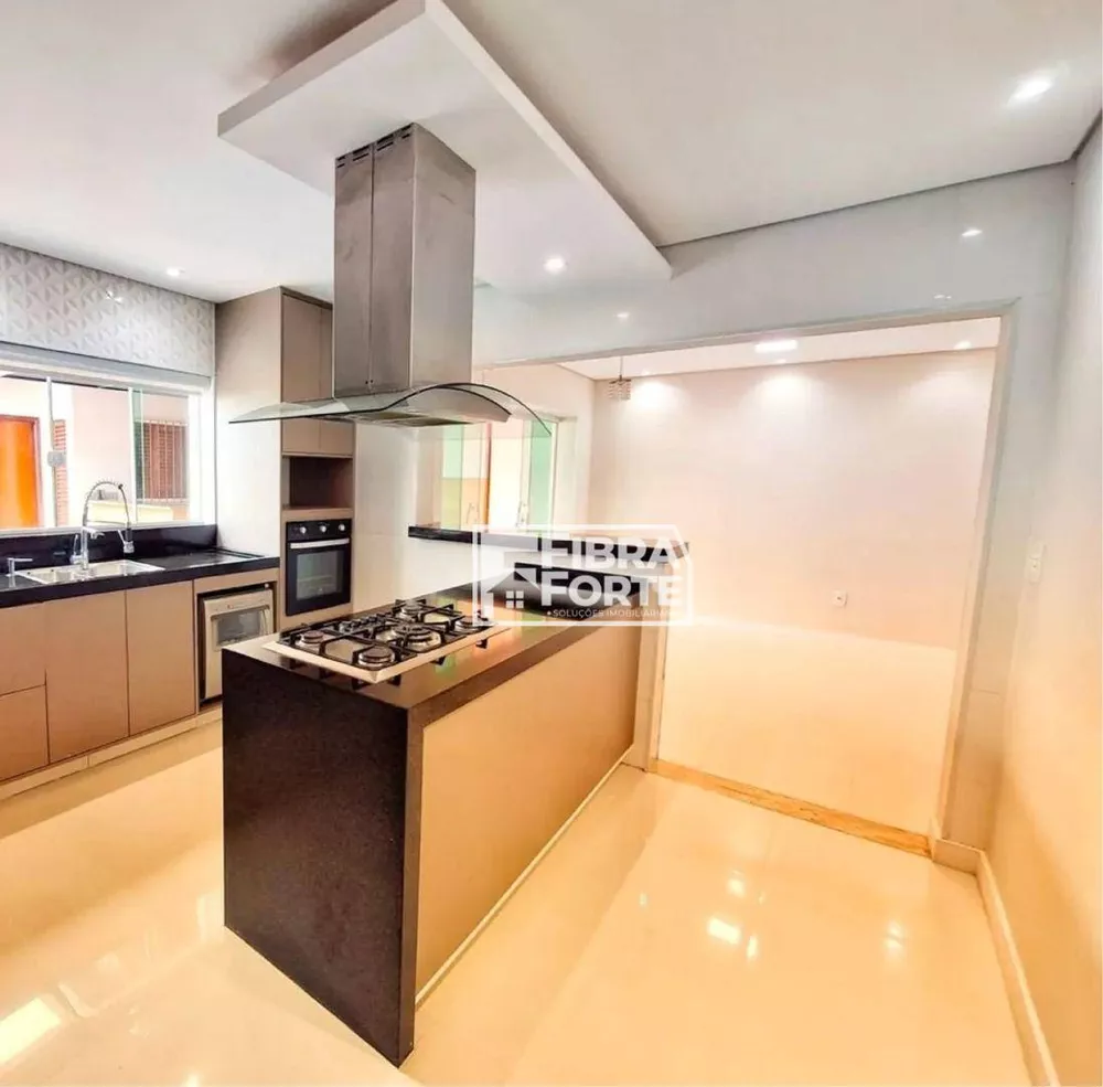 Casa, 3 quartos, 283 m² - Foto 8