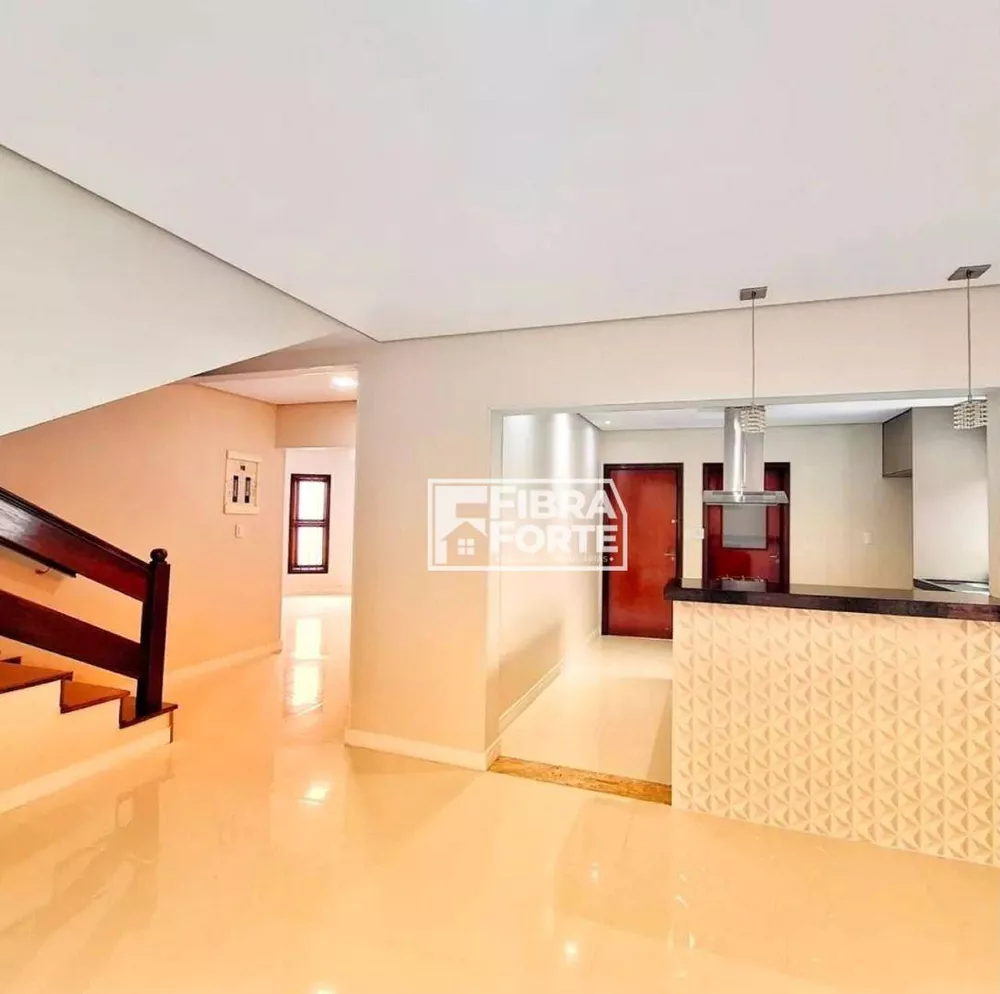 Casa, 3 quartos, 283 m² - Foto 3