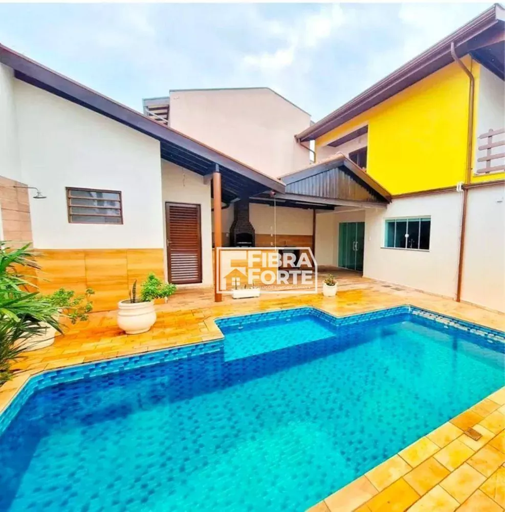 Casa, 3 quartos, 283 m² - Foto 1