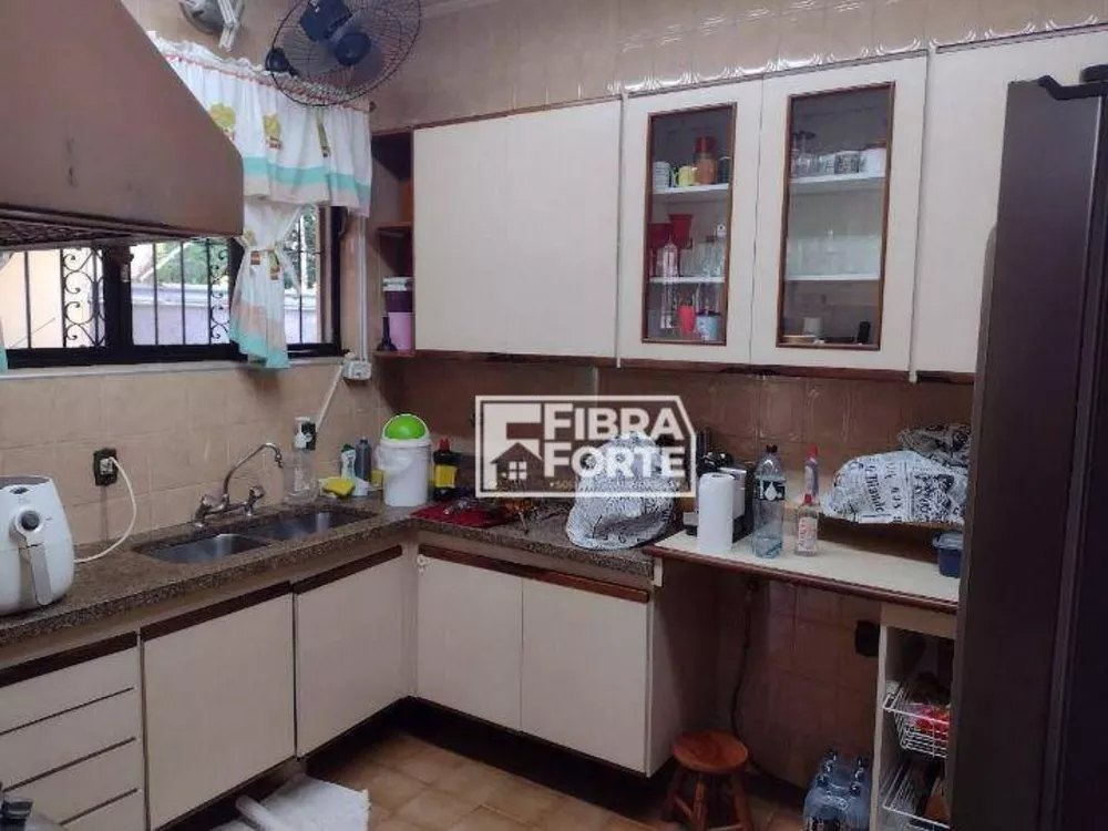 Casa, 4 quartos, 353 m² - Foto 14