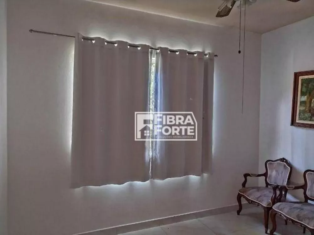 Casa, 4 quartos, 353 m² - Foto 11