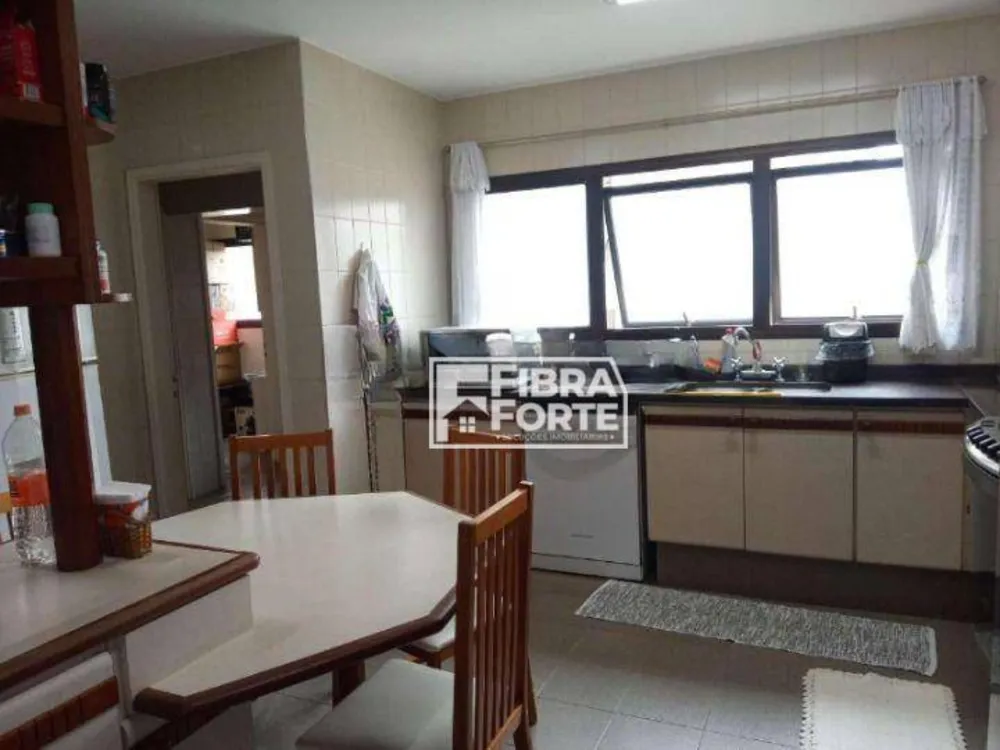 Apartamento, 3 quartos, 199 m² - Foto 12