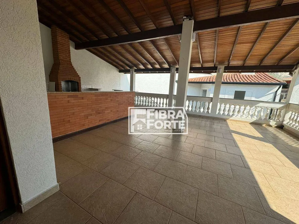 Casa, 3 quartos, 199 m² - Foto 1