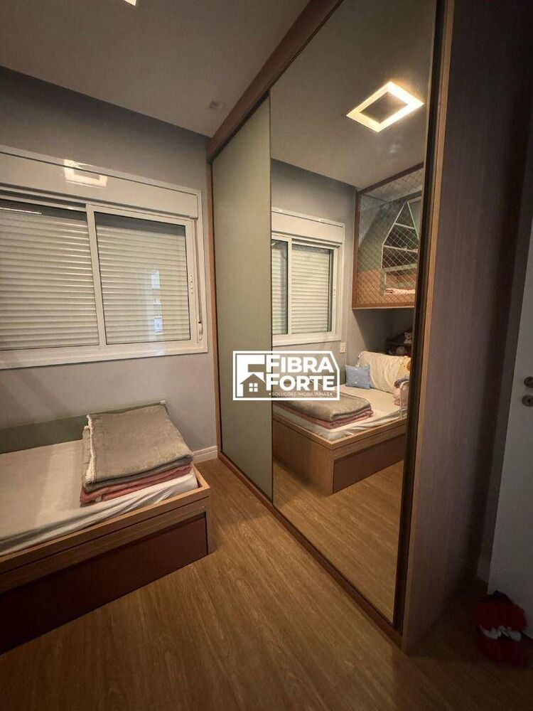 Apartamento à venda com 2 quartos, 75m² - Foto 9