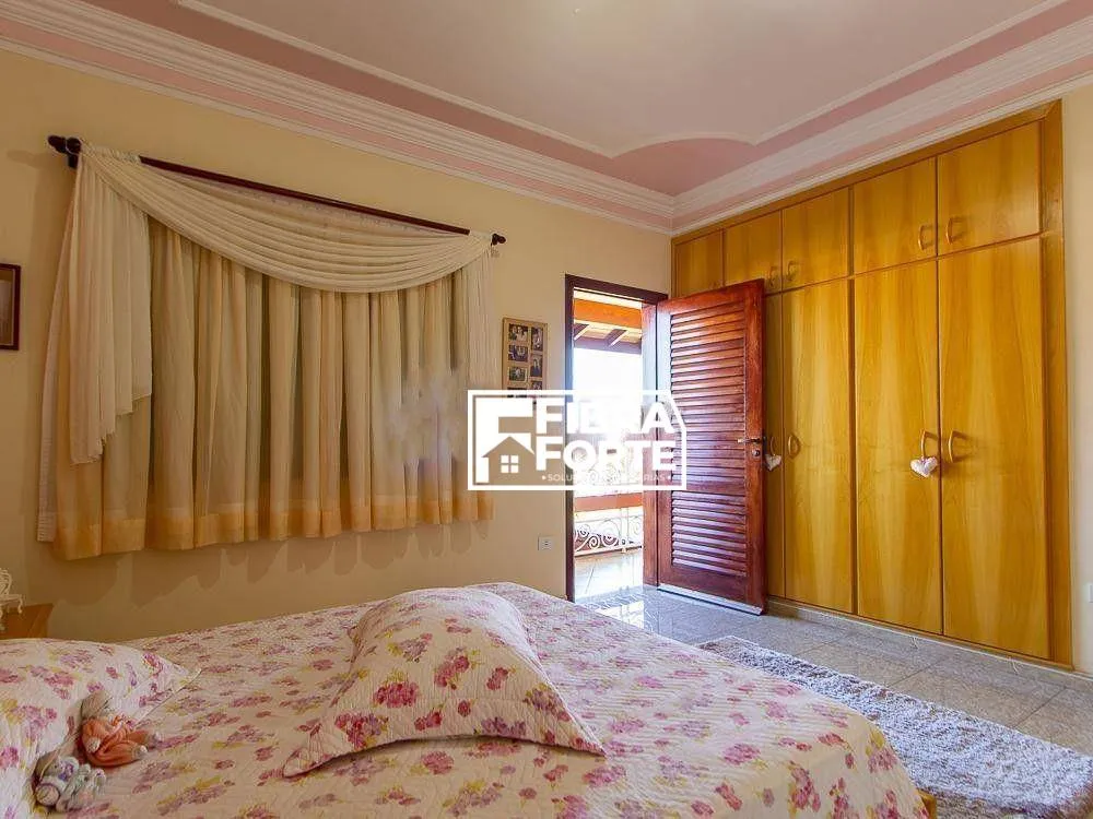 Casa, 4 quartos, 365 m² - Foto 12