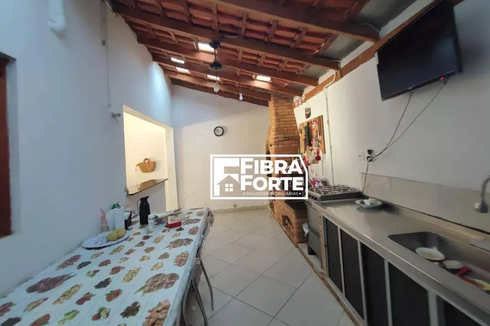 Casa, 3 quartos, 170 m² - Foto 2