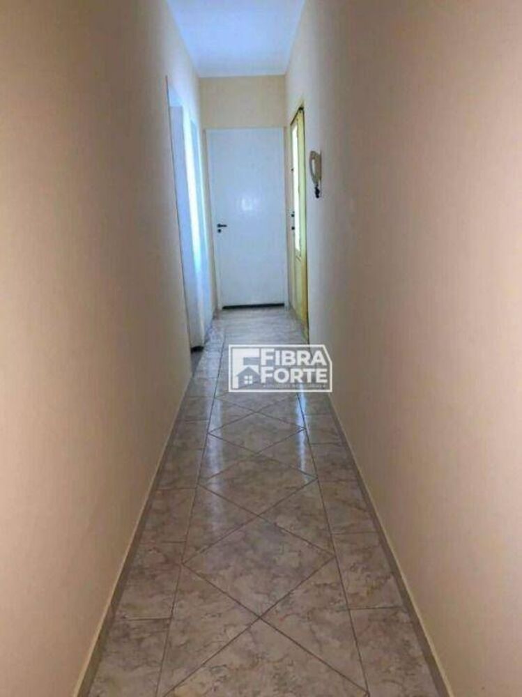 Casa, 3 quartos, 241 m² - Foto 3