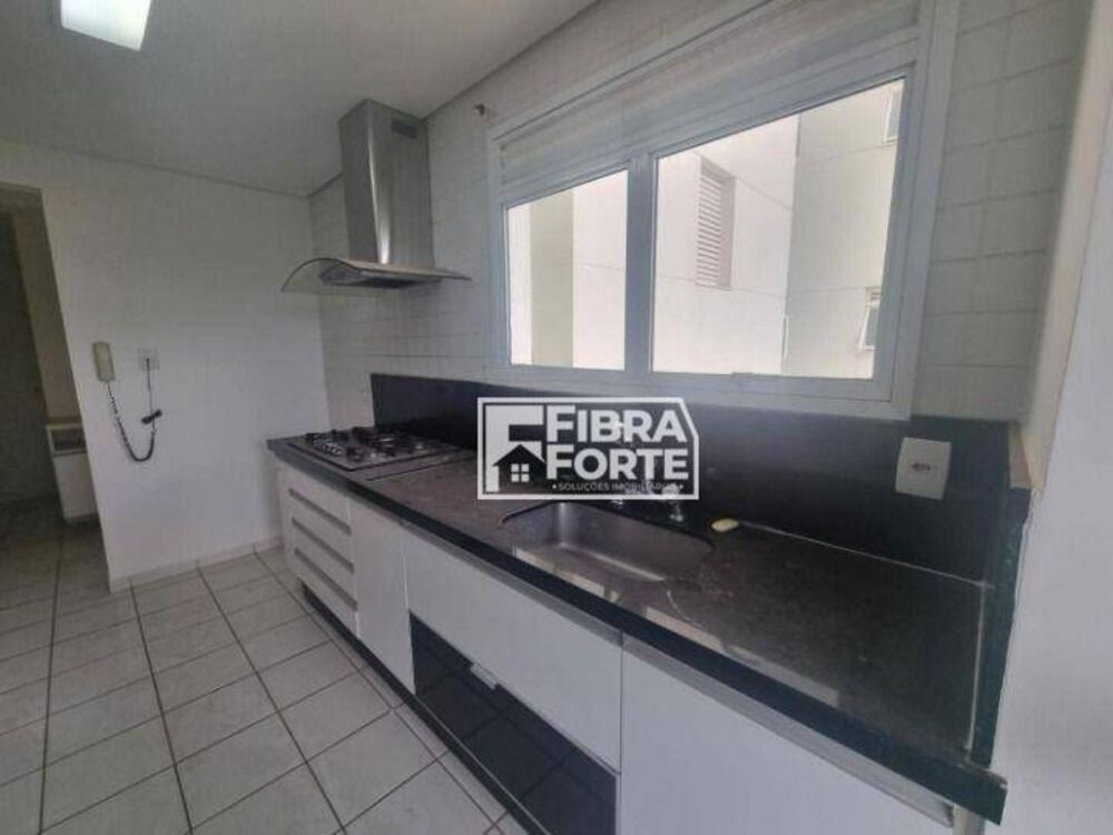 Apartamento à venda com 3 quartos, 132m² - Foto 1