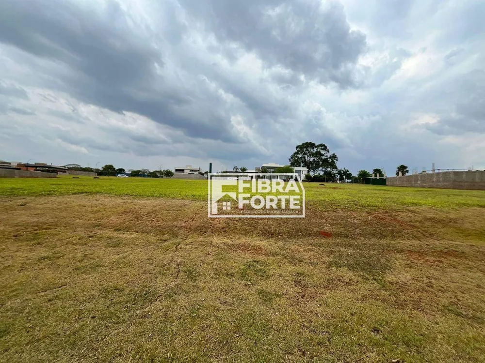Loteamento e Condomínio, 827 m² - Foto 1