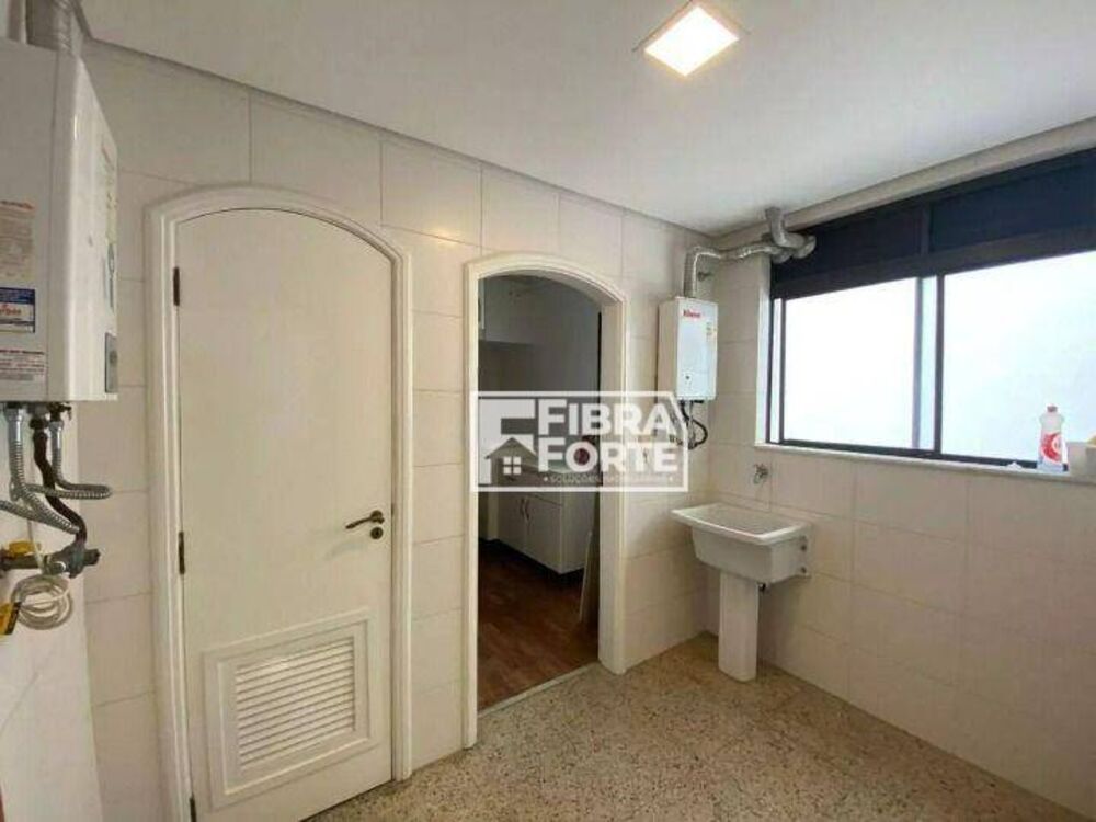 Apartamento, 3 quartos, 263 m² - Foto 1