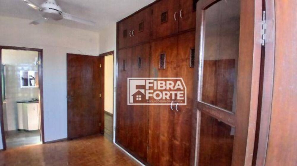 Casa, 4 quartos, 222 m² - Foto 3