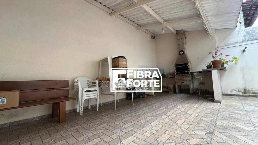 Casa, 3 quartos, 255 m² - Foto 2