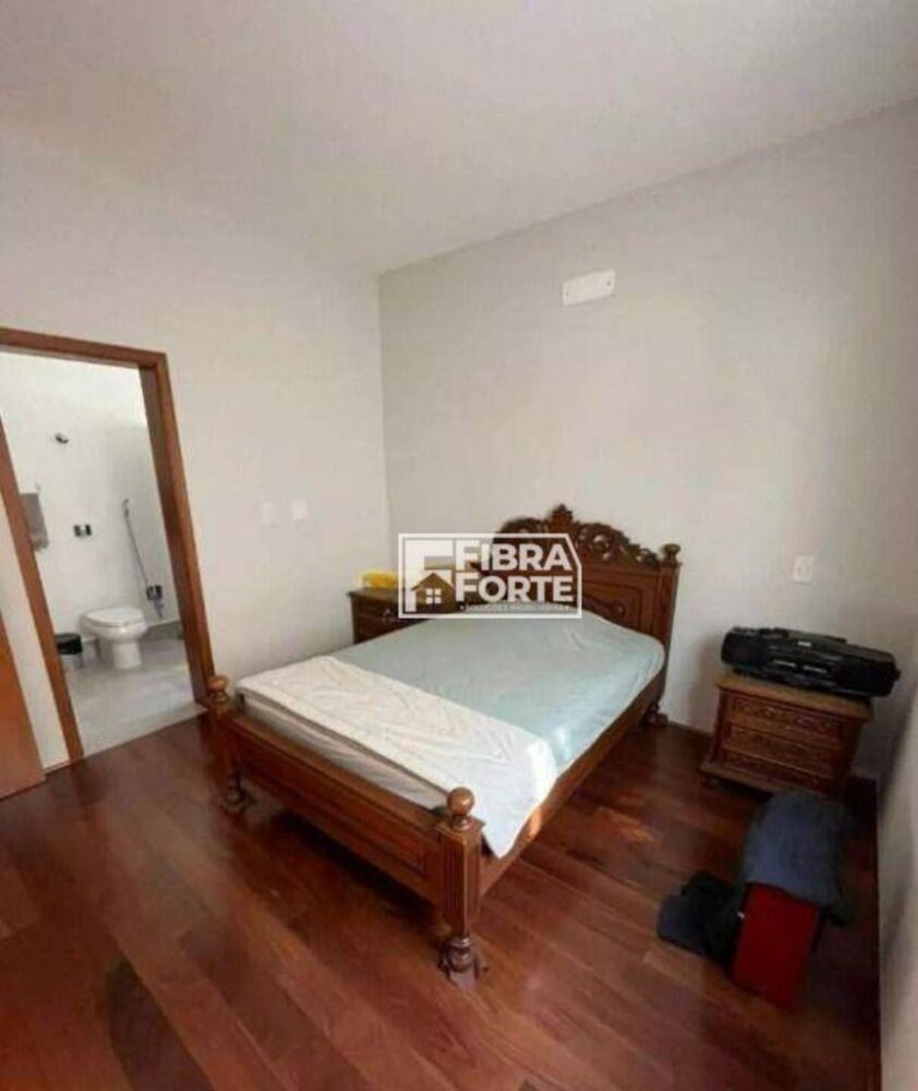 Casa, 4 quartos, 221 m² - Foto 3