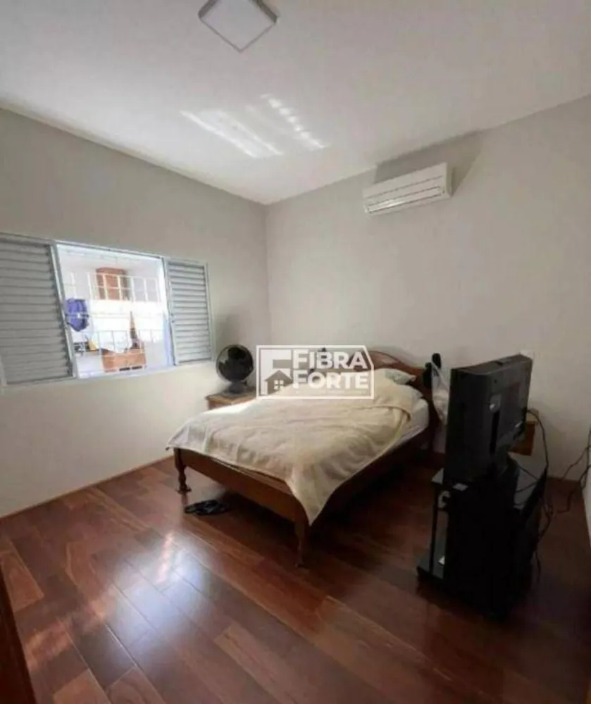 Casa, 4 quartos, 221 m² - Foto 3
