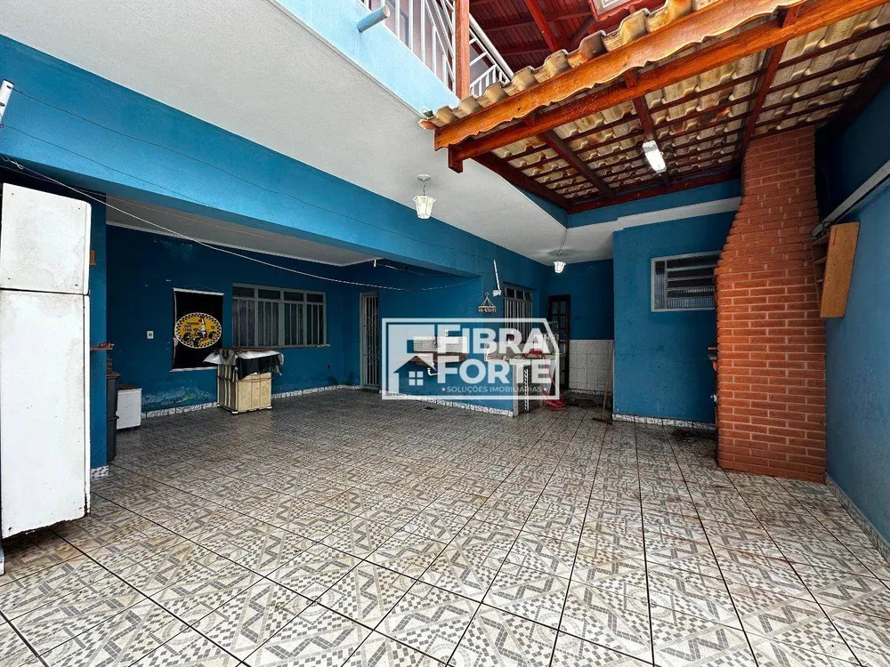 Casa, 4 quartos, 230 m² - Foto 3