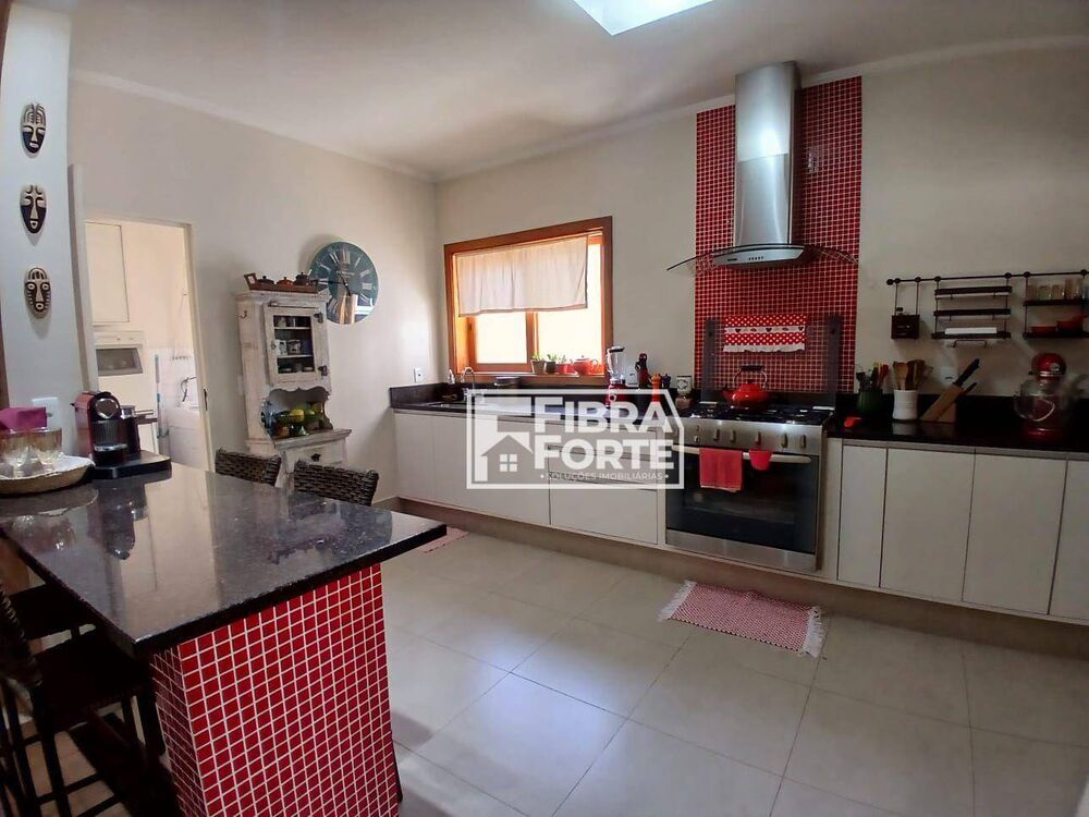 Casa, 3 quartos, 164 m² - Foto 1