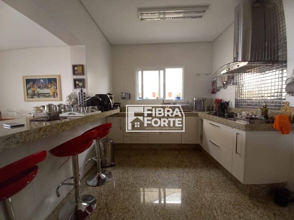 Casa de Condomínio à venda com 4 quartos, 322m² - Foto 1