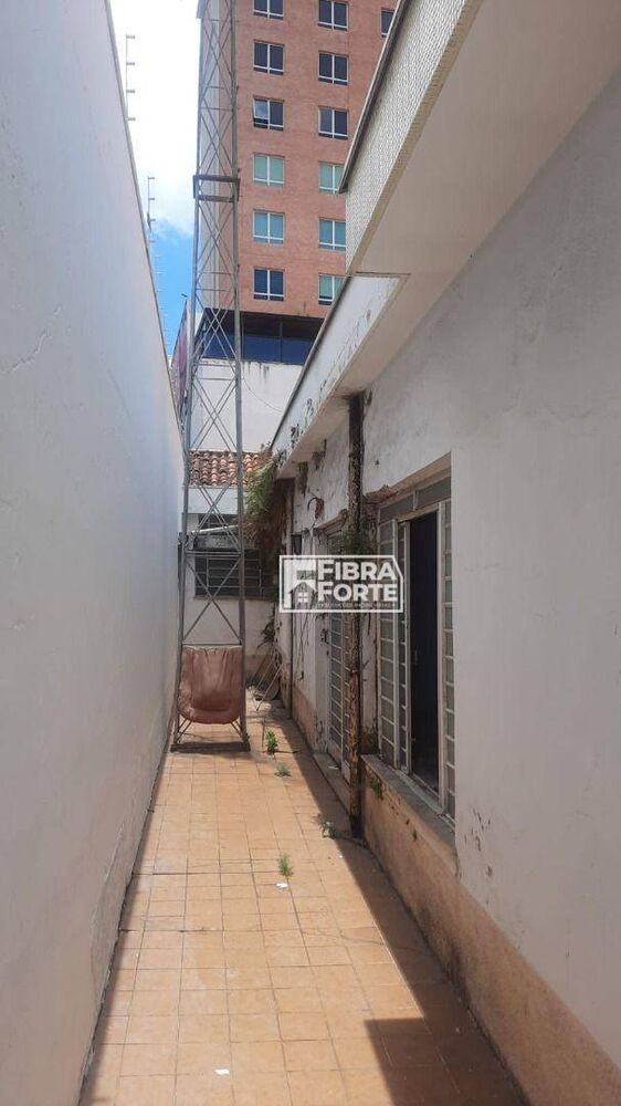 Casa para alugar com 3 quartos, 213m² - Foto 4