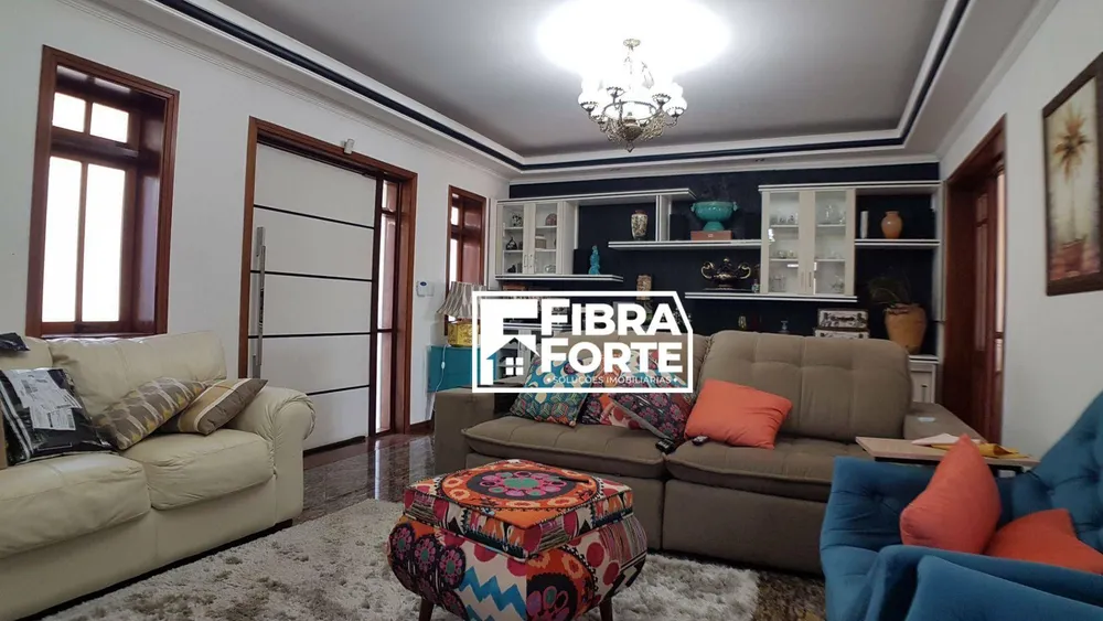 Casa, 4 quartos, 290 m² - Foto 3