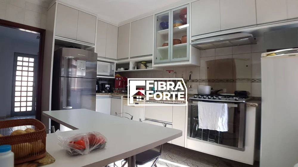 Casa, 4 quartos, 290 m² - Foto 5