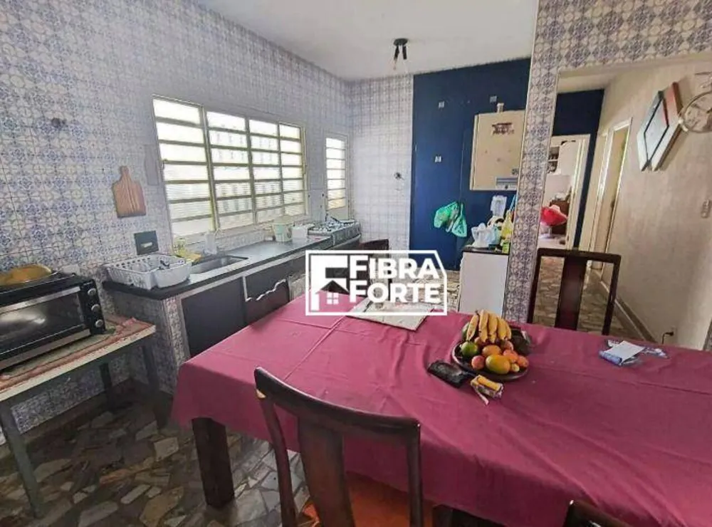 Casa, 3 quartos, 245 m² - Foto 6