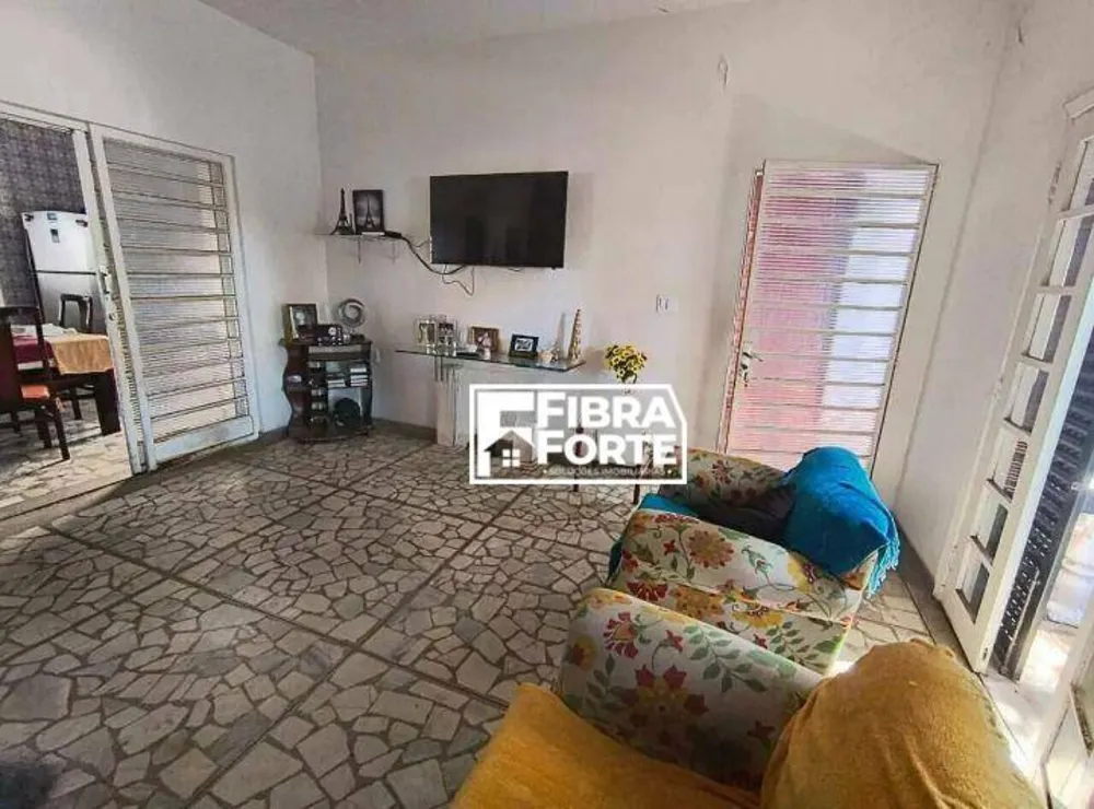 Casa, 3 quartos, 245 m² - Foto 4