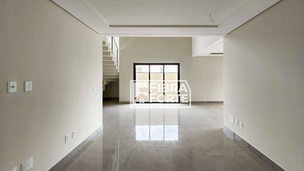 Casa de Condomínio à venda com 4 quartos, 286m² - Foto 2